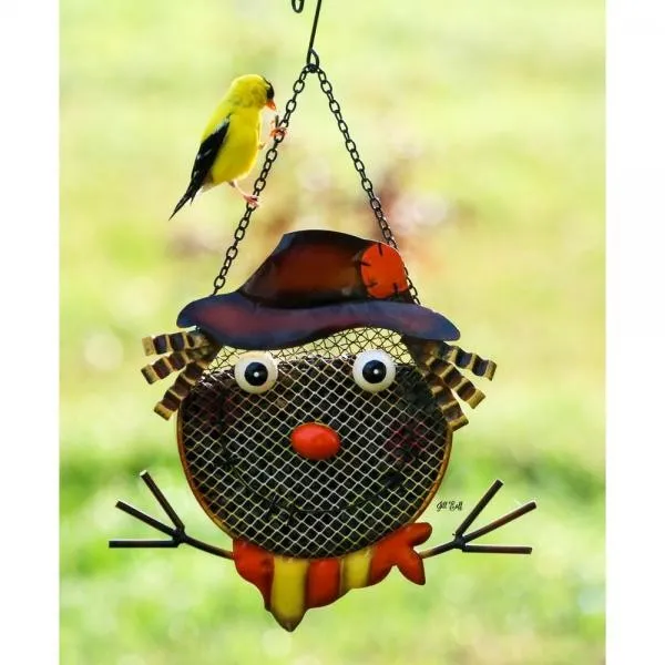 Scarecrow Mesh Feeder - image 3
